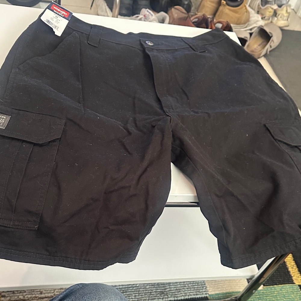 Wrangler Black Men's Cargo Shorts with Utility Pockets